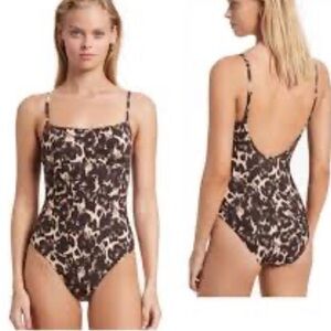 JETS AUSTRALIA women’s allure animal print size 6 one piece swimsuit J11048 NWT
